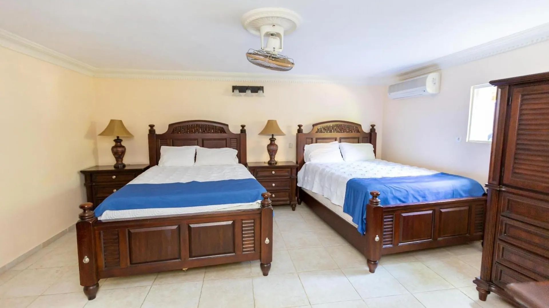 Huge 8Br Villa Poolheatedjacuzzi Bbqdailymaid San Pedro de Macoris